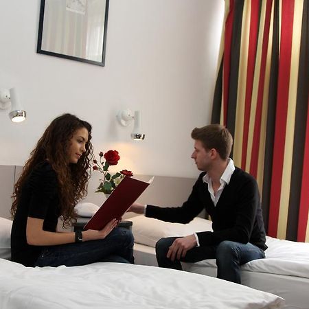 בודפשט Hotel Griff מראה חיצוני תמונה