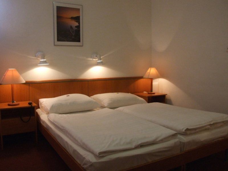 בודפשט Hotel Griff מראה חיצוני תמונה